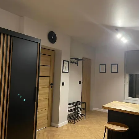 Apartment Szary Wilk - Klimatyczne Typu Dla 2 Osob - Blisko Centrum -bezplatny Parking *